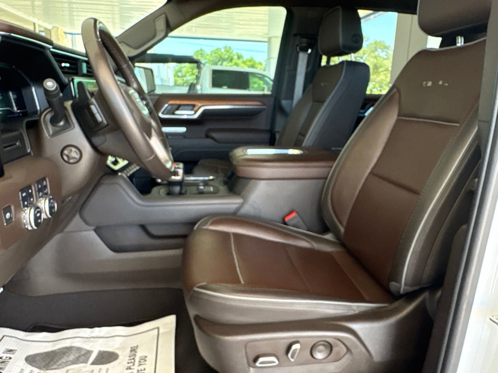 2022 GMC Sierra 1500 4WD Crew Cab Short Box Denali