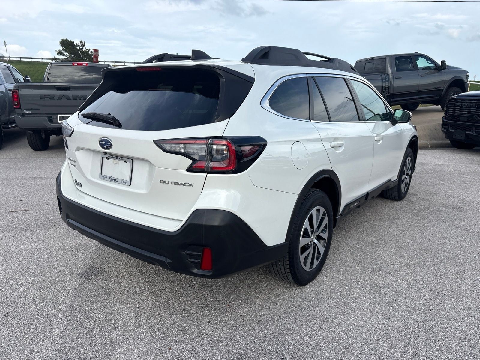 2022 Subaru Outback Premium