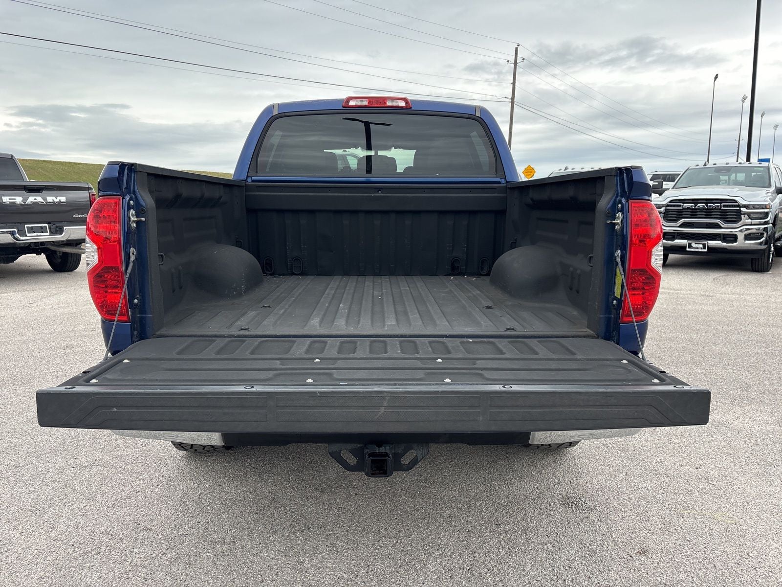 2014 Toyota Tundra SR5 4.6L V8