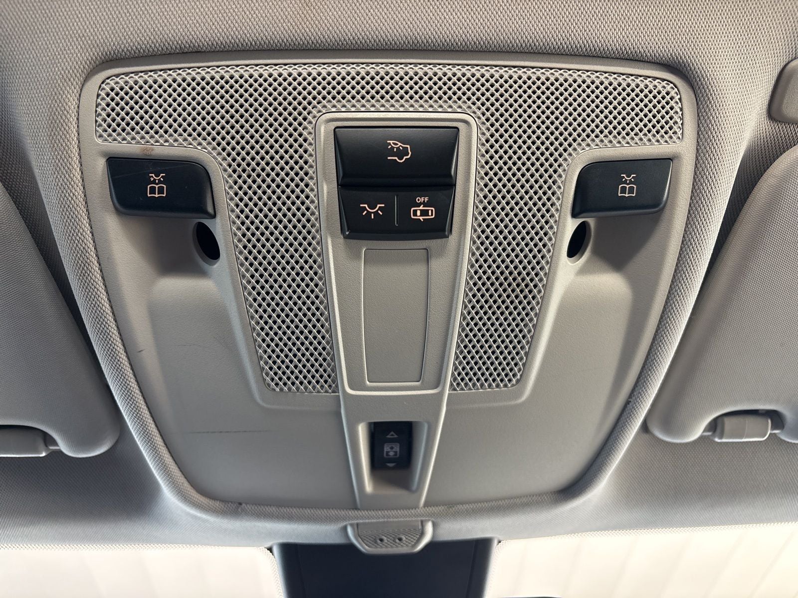 2019 INFINITI QX30 LUXE