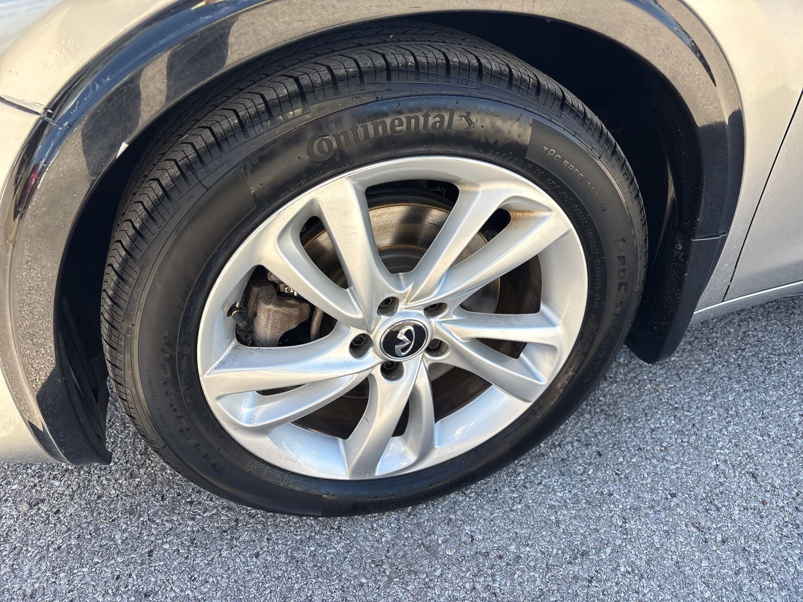 2019 INFINITI QX30 LUXE