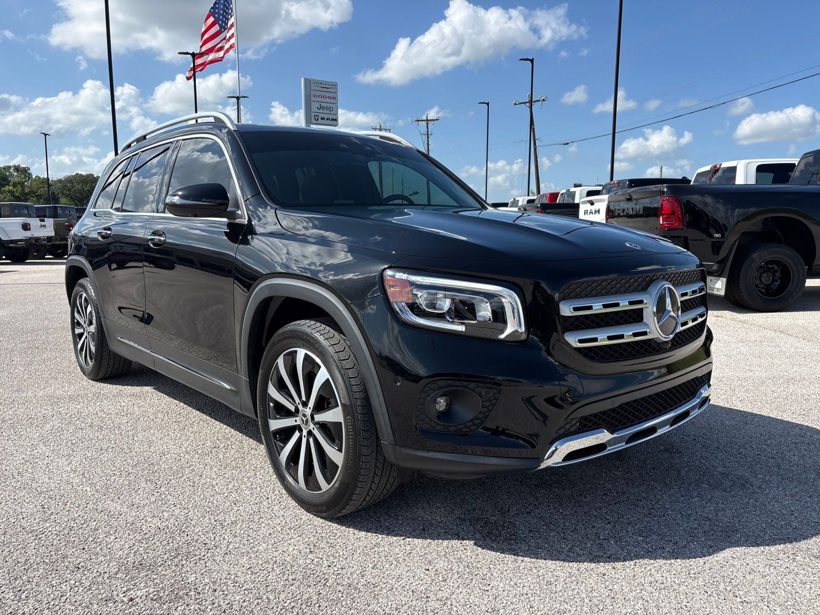 2023 Mercedes-Benz GLB 250 4MATIC®