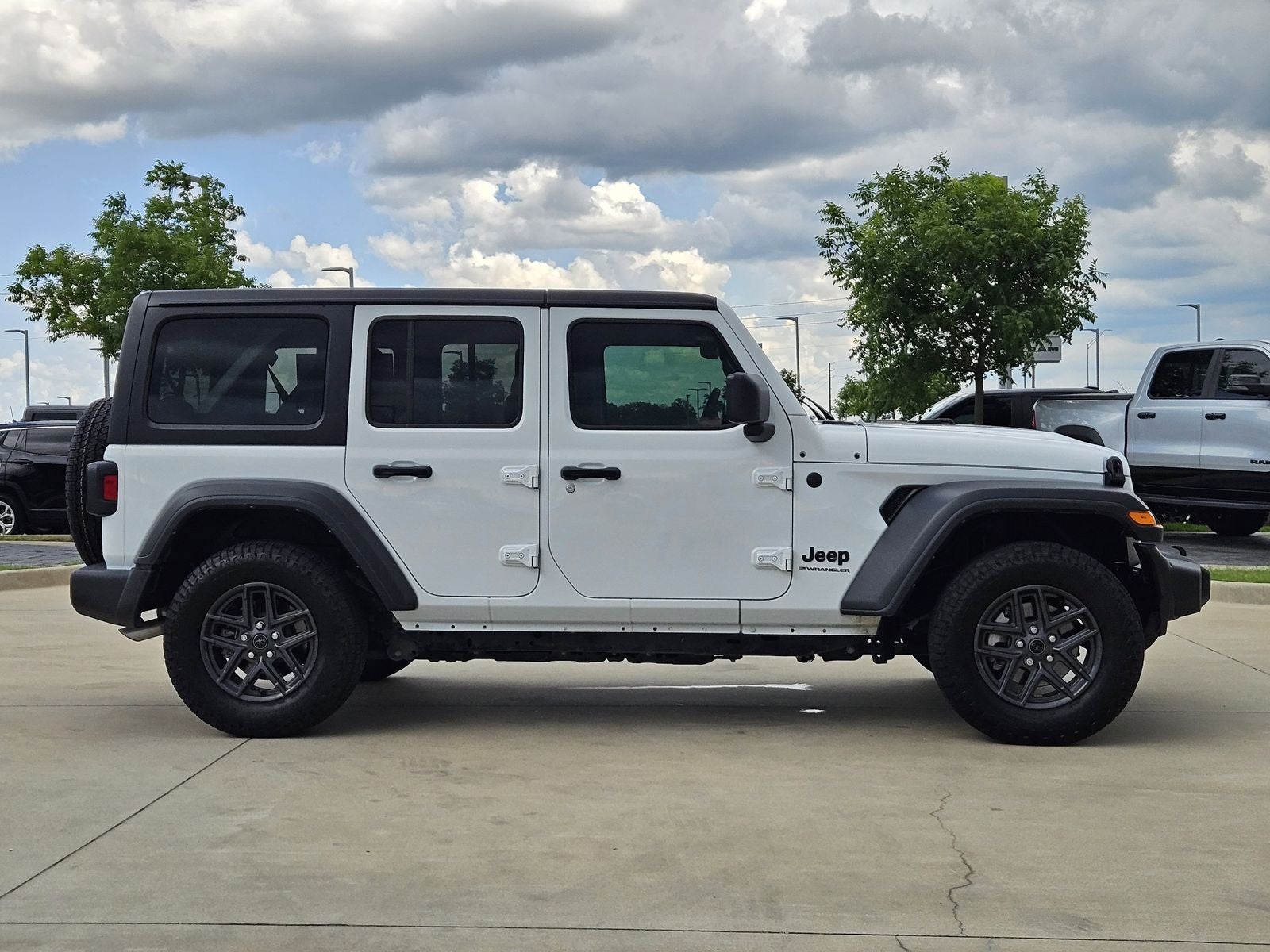 2024 Jeep Wrangler 4-Door Sport S 4x4