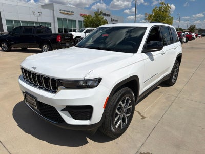 2027 Jeep Grand Cherokee Laredo X