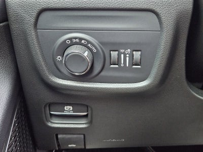 2025 Jeep Grand Cherokee GRAND CHEROKEE LAREDO X 4X2