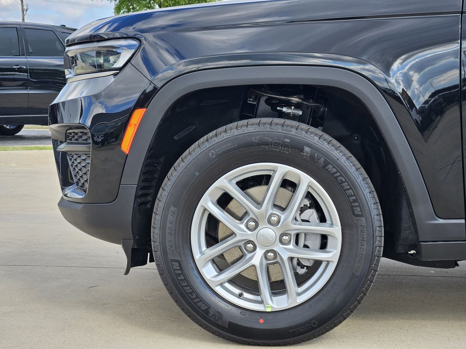 2026 Jeep Grand Cherokee GRAND CHEROKEE LAREDO 4X2