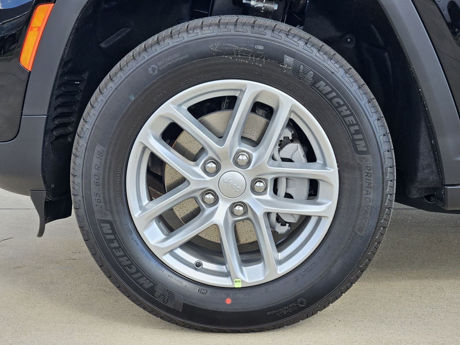 2026 Jeep Grand Cherokee GRAND CHEROKEE LAREDO 4X2