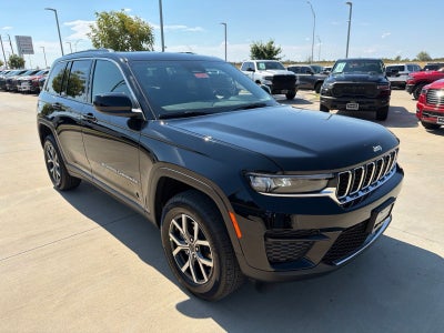 2027 Jeep Grand Cherokee Laredo X