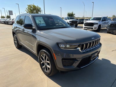 2027 Jeep Grand Cherokee Laredo X