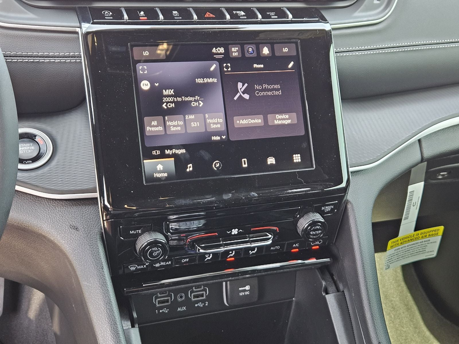 2026 Jeep Grand Cherokee GRAND CHEROKEE LAREDO 4X2