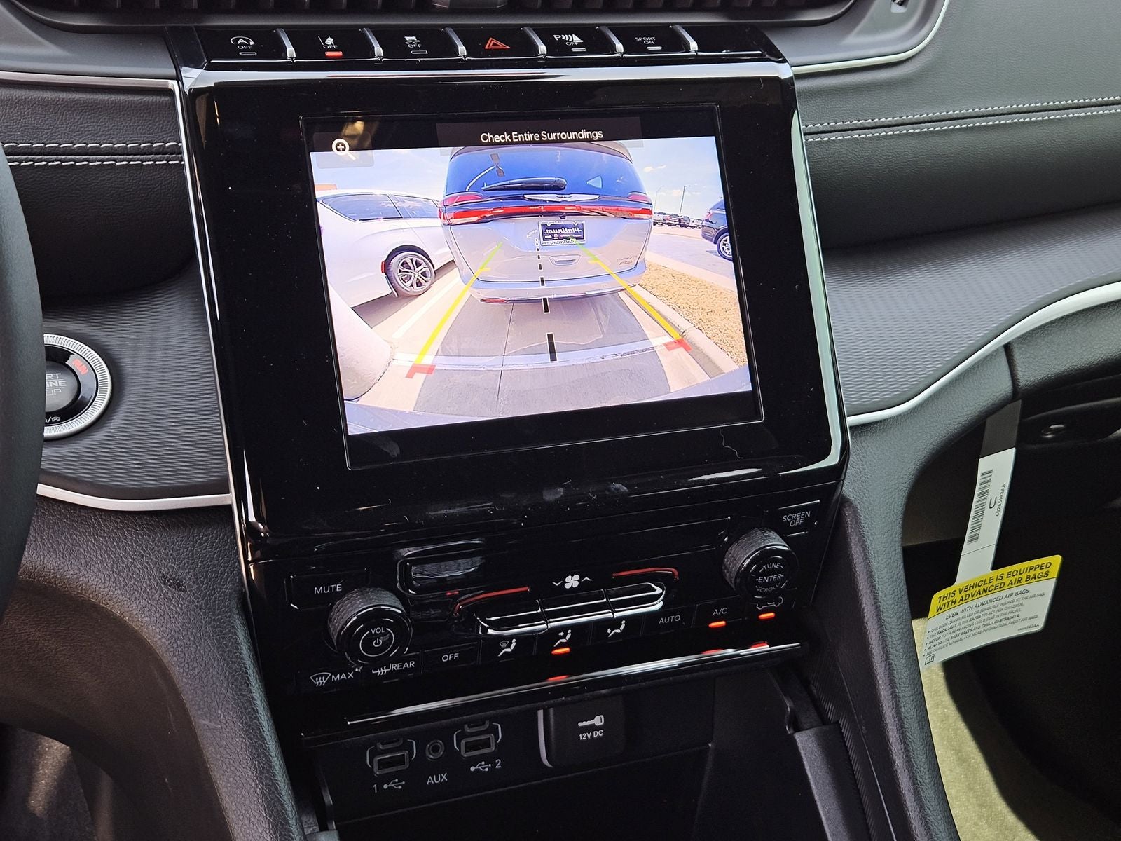 2026 Jeep Grand Cherokee GRAND CHEROKEE LAREDO 4X2