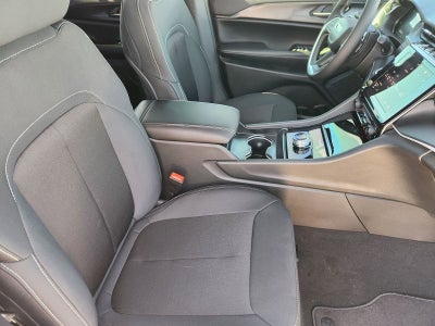 2026 Jeep Grand Cherokee GRAND CHEROKEE LAREDO 4X2