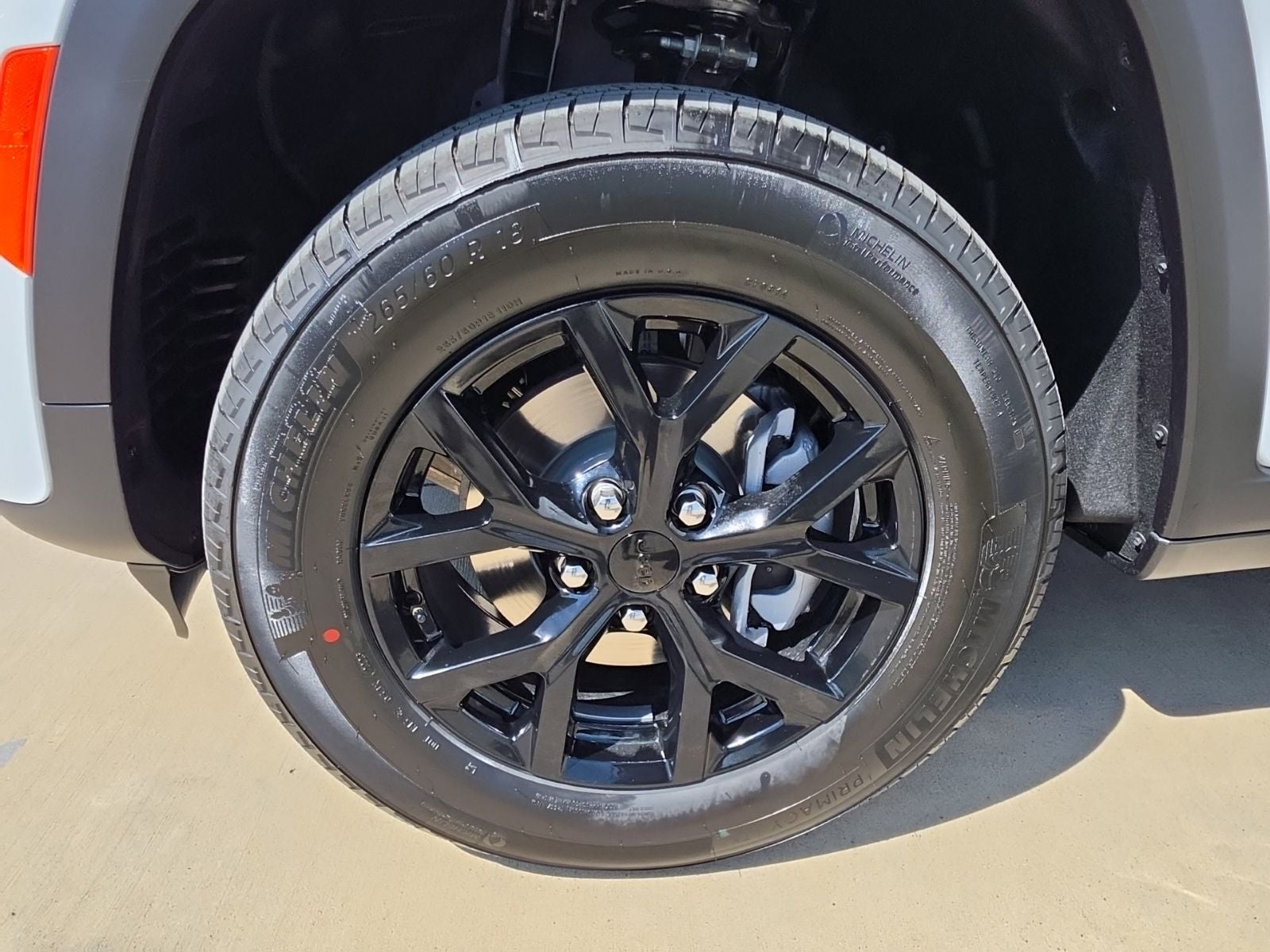 2026 Jeep Grand Cherokee GRAND CHEROKEE LAREDO ALTITUDE 4X2