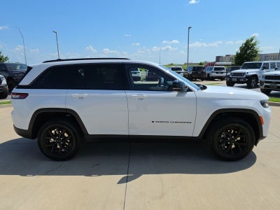 2026 Jeep Grand Cherokee GRAND CHEROKEE LAREDO ALTITUDE 4X2