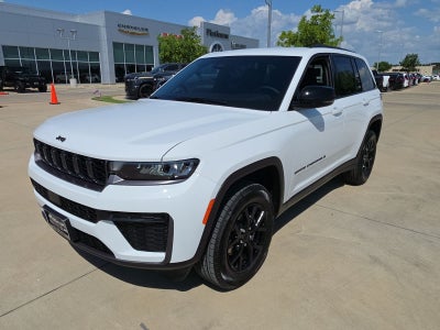 2026 Jeep Grand Cherokee GRAND CHEROKEE LAREDO ALTITUDE 4X2