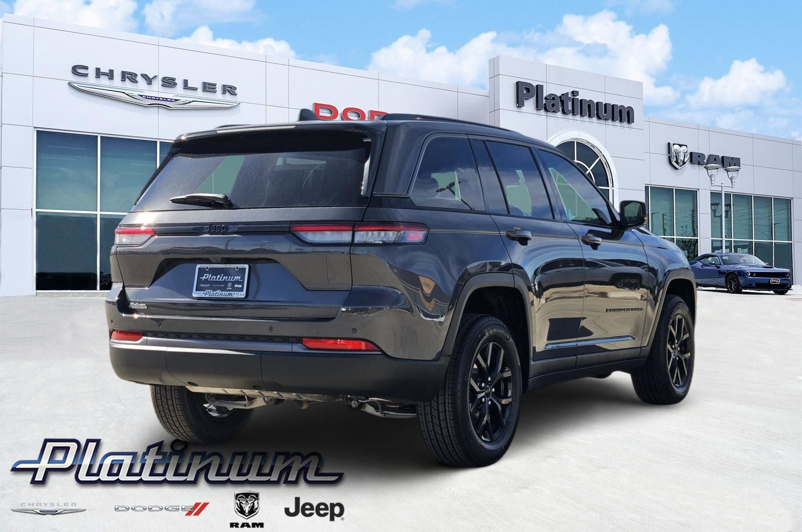 2026 Jeep Grand Cherokee GRAND CHEROKEE LAREDO ALTITUDE 4X2