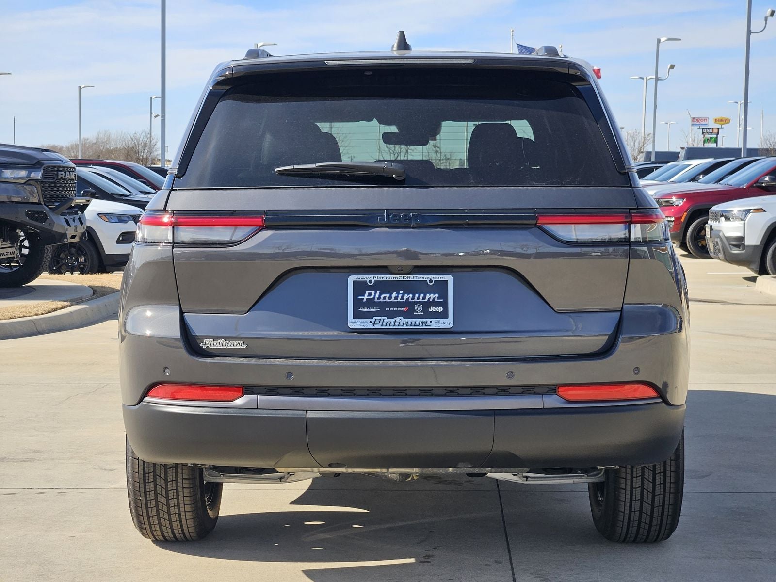 2026 Jeep Grand Cherokee GRAND CHEROKEE LAREDO ALTITUDE 4X2