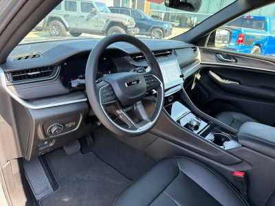 2027 Jeep Grand Cherokee Limited