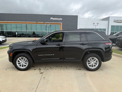 2026 Jeep Grand Cherokee GRAND CHEROKEE LAREDO 4X4