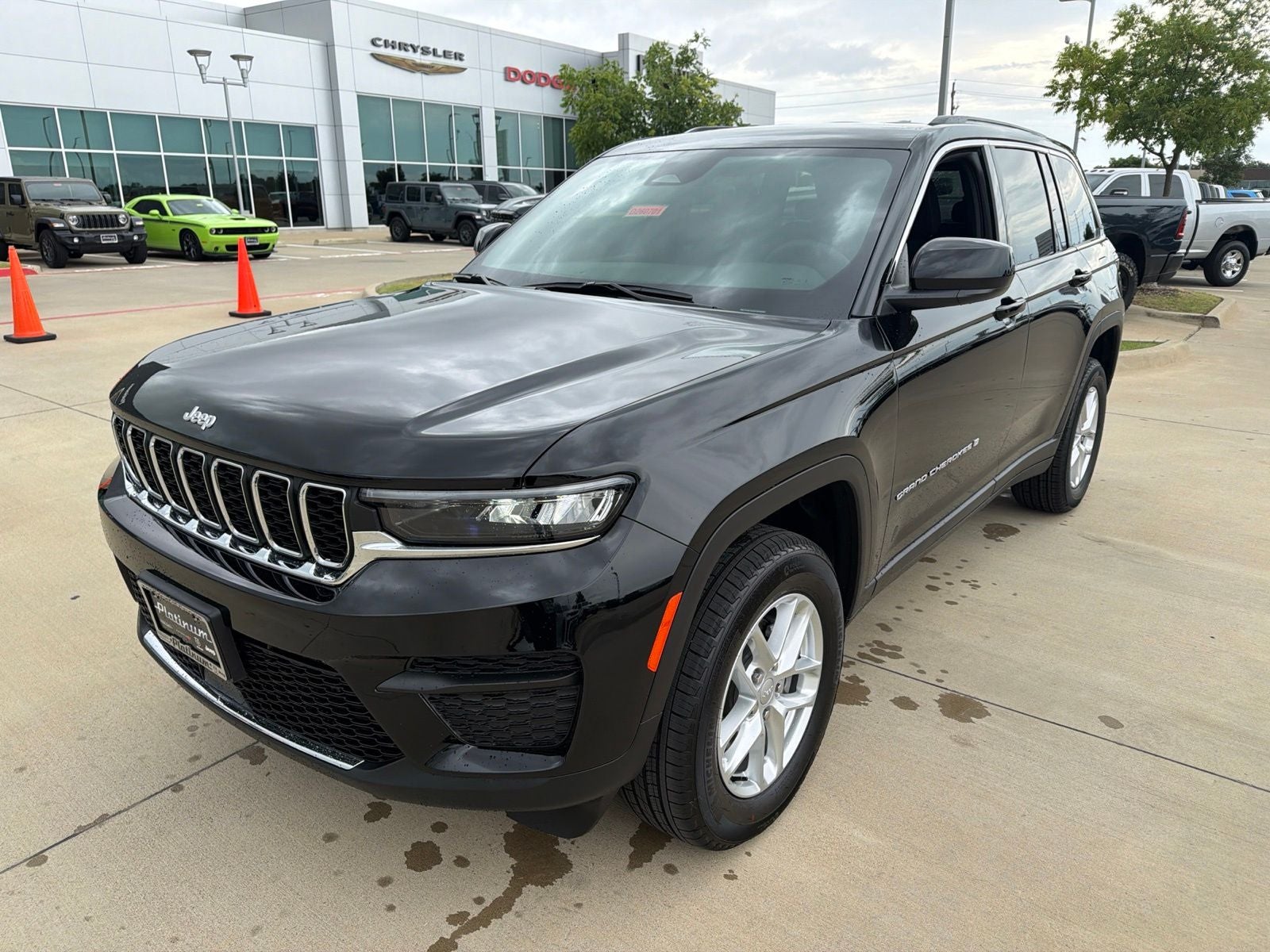 2026 Jeep Grand Cherokee GRAND CHEROKEE LAREDO 4X4