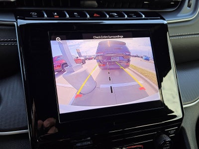 2025 Jeep Grand Cherokee GRAND CHEROKEE LAREDO 4X4