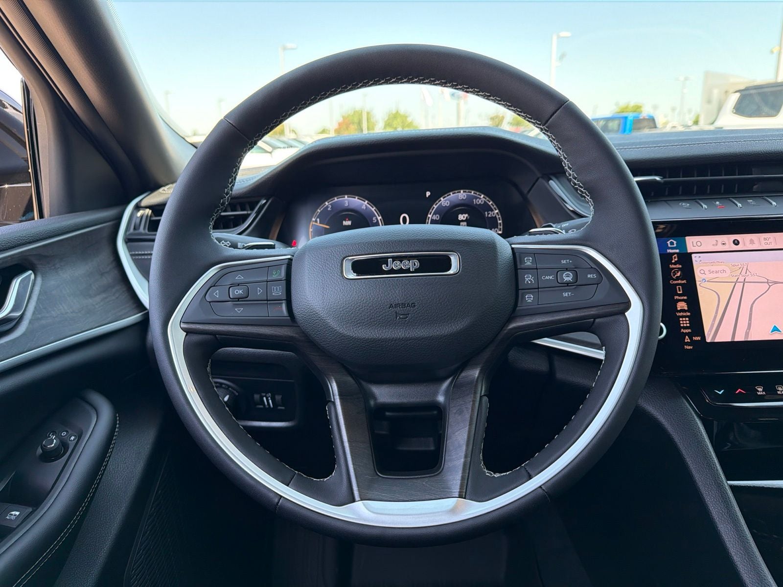 2026 Jeep Grand Cherokee GRAND CHEROKEE LAREDO ALTITUDE 4X4