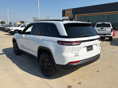 2026 Jeep Grand Cherokee GRAND CHEROKEE LAREDO ALTITUDE 4X4