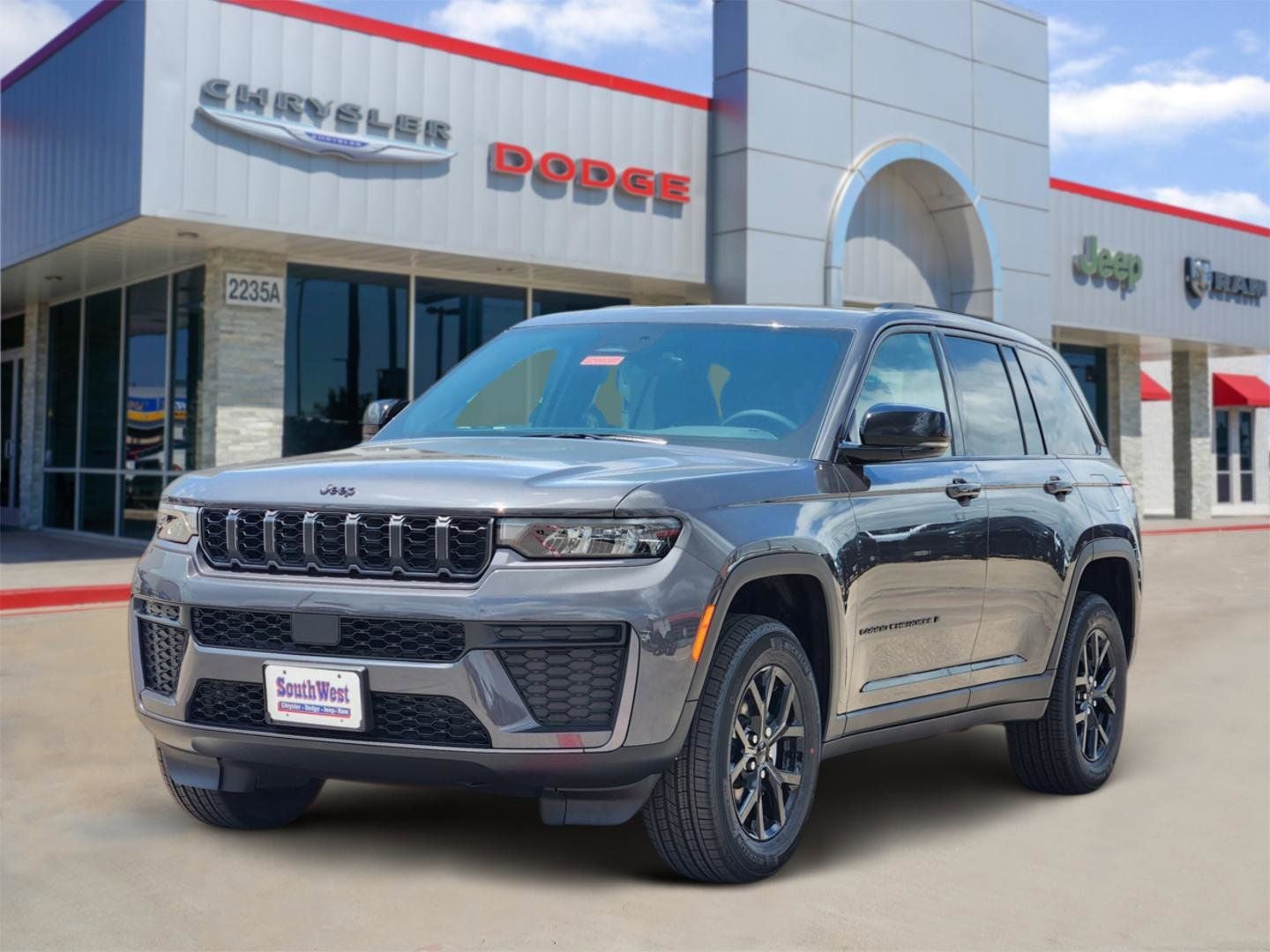 2026 Jeep Grand Cherokee GRAND CHEROKEE LAREDO ALTITUDE 4X4