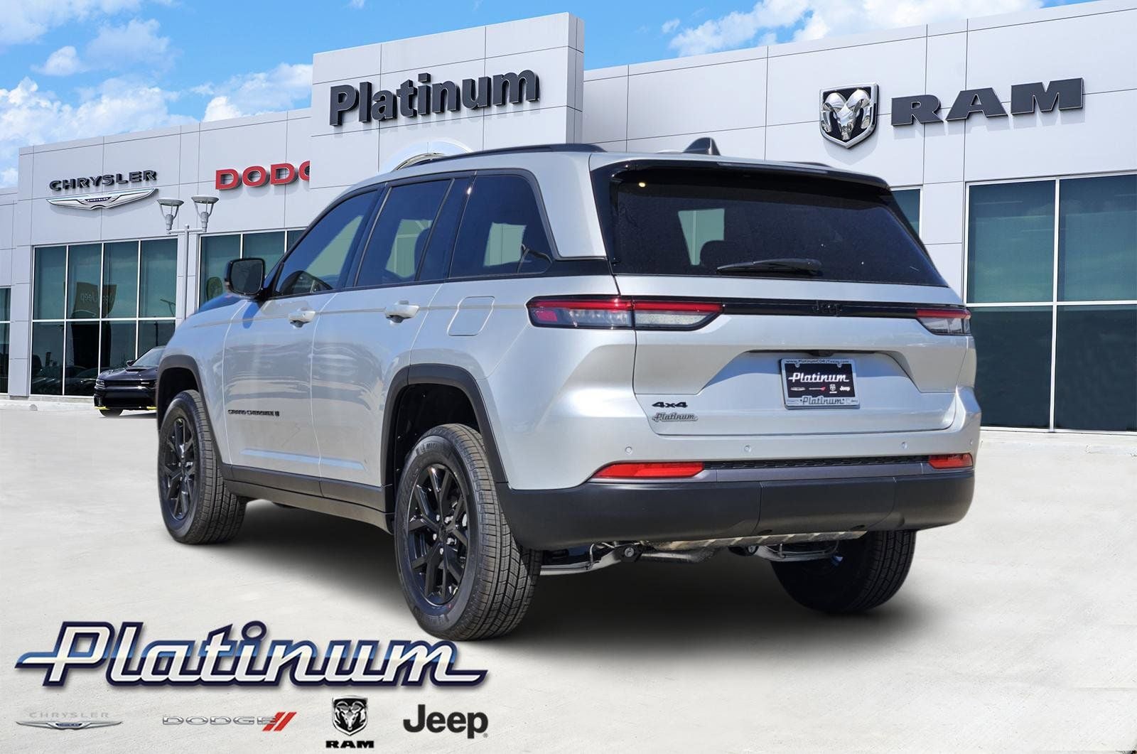 2026 Jeep Grand Cherokee GRAND CHEROKEE LAREDO ALTITUDE 4X4