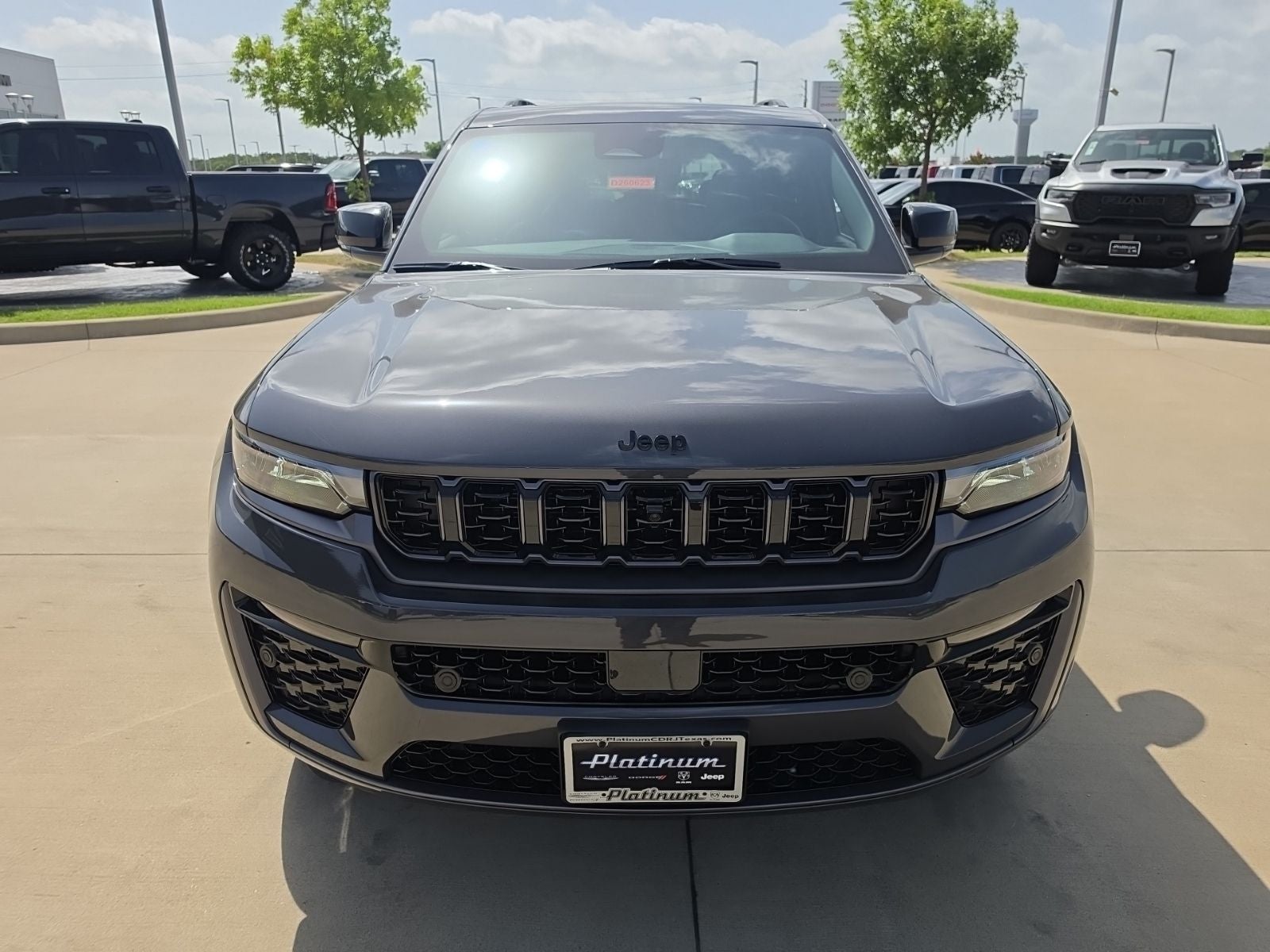 2026 Jeep Grand Cherokee GRAND CHEROKEE LIMITED RESERVE 4X4