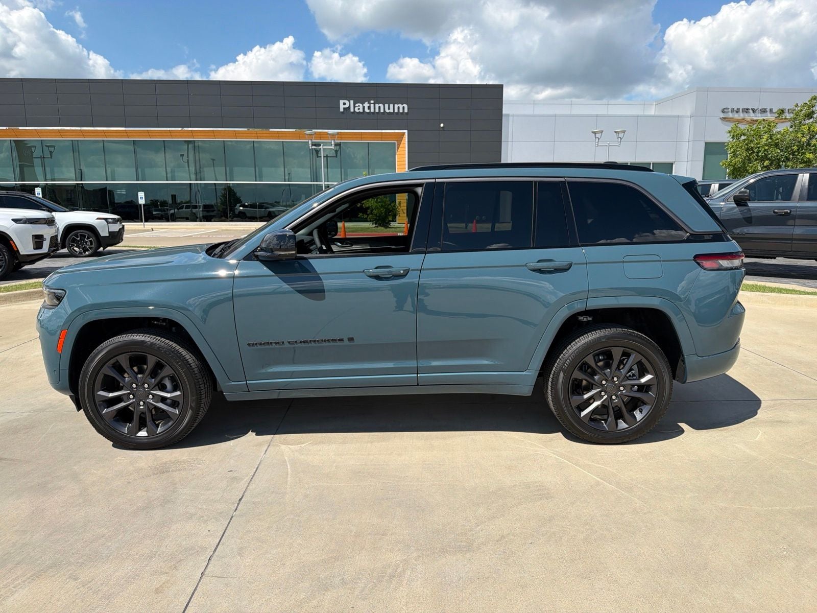 2026 Jeep Grand Cherokee GRAND CHEROKEE LIMITED RESERVE 4X4