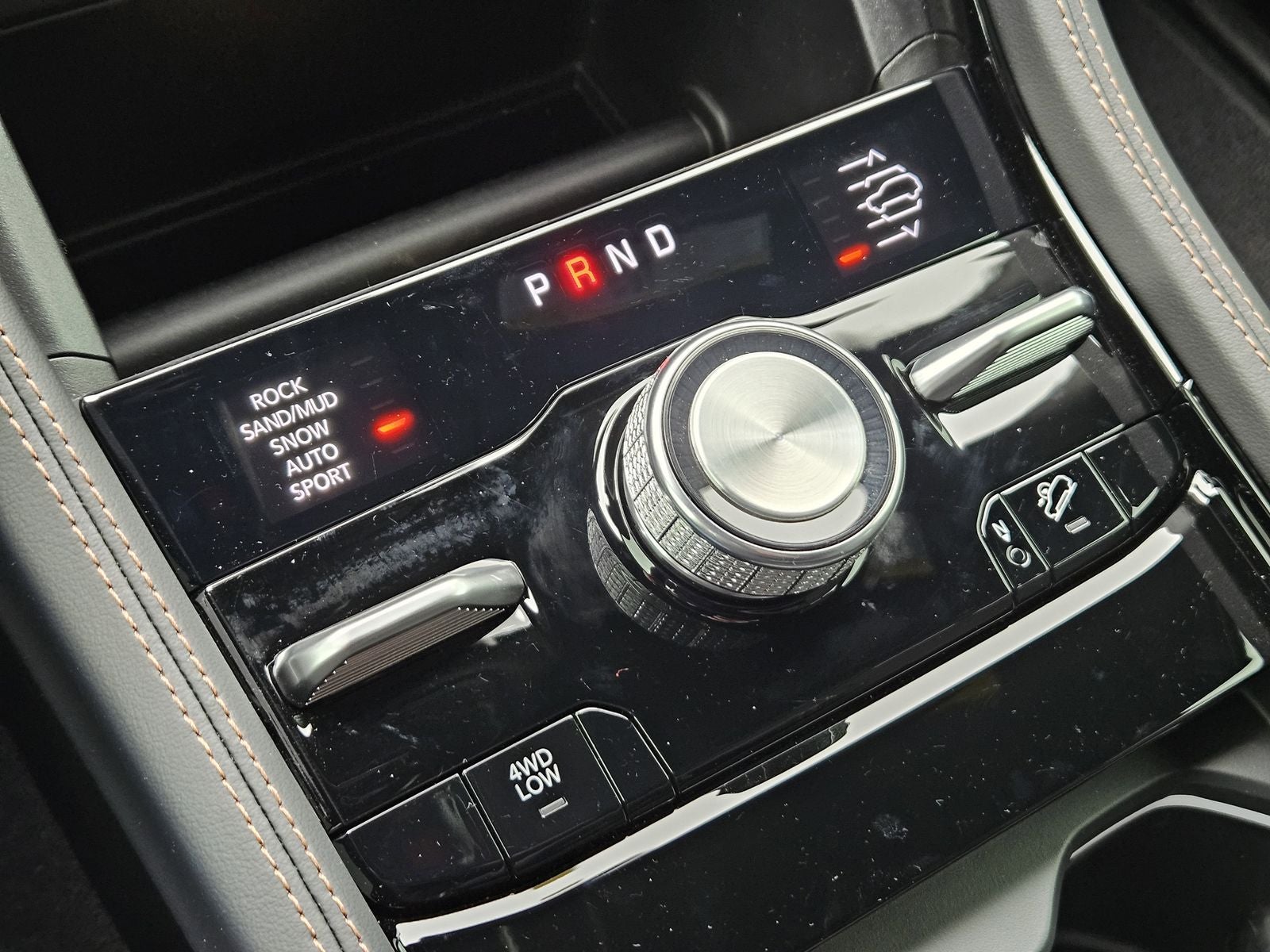 2025 Jeep Grand Cherokee GRAND CHEROKEE SUMMIT RESERVE 4X4