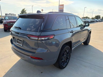 2027 Jeep Grand Cherokee Summit