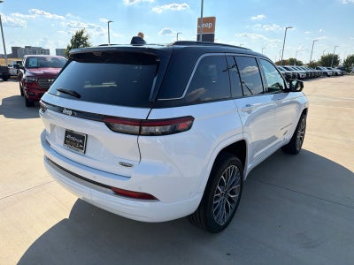 2027 Jeep Grand Cherokee Summit