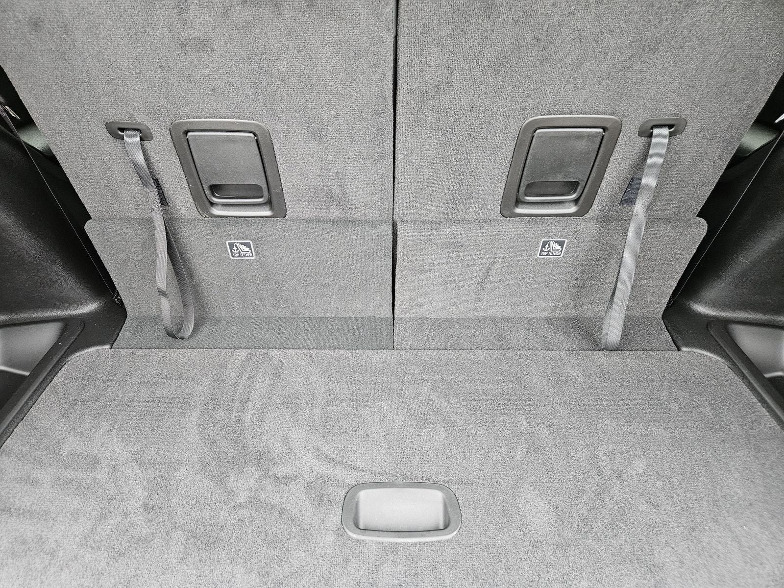 2025 Jeep Grand Cherokee L GRAND CHEROKEE L LAREDO X 4X2