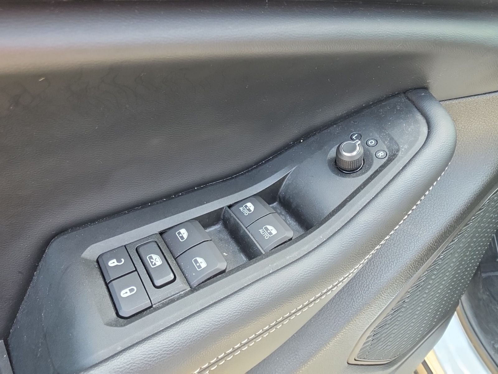 2025 Jeep Grand Cherokee L Laredo X 4x2