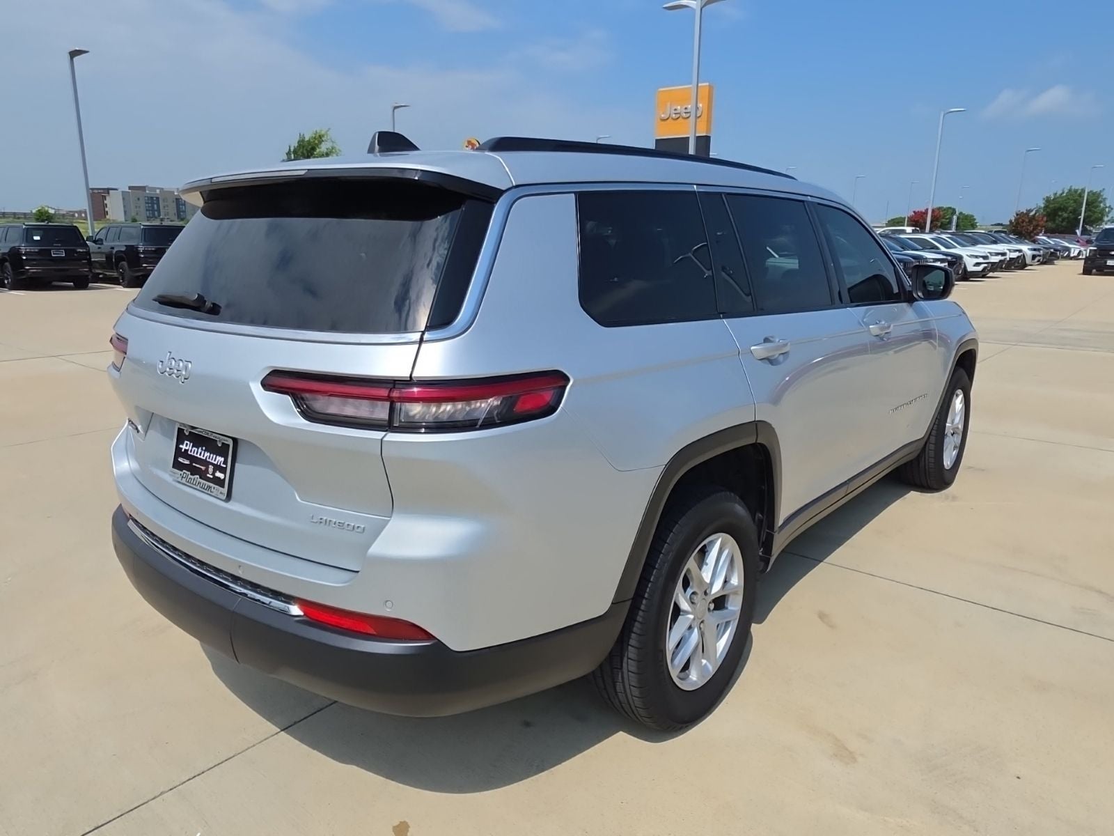 2025 Jeep Grand Cherokee L Laredo X 4x2