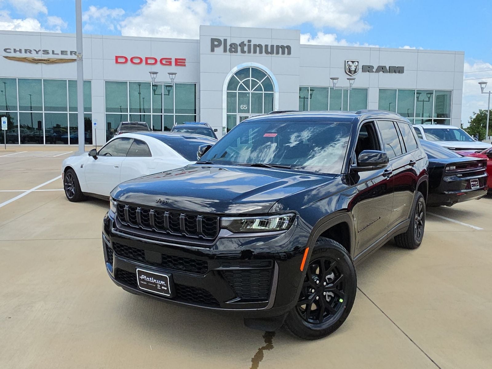 2026 Jeep Grand Cherokee L GRAND CHEROKEE L LAREDO ALTITUDE 4X2