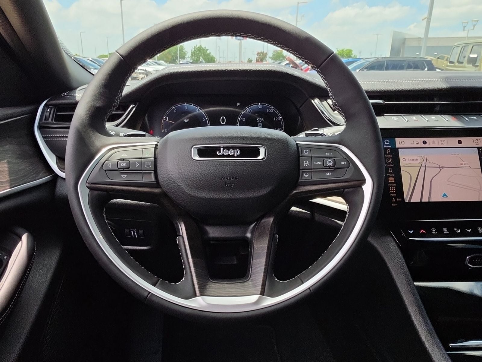 2026 Jeep Grand Cherokee L GRAND CHEROKEE L LAREDO ALTITUDE 4X2