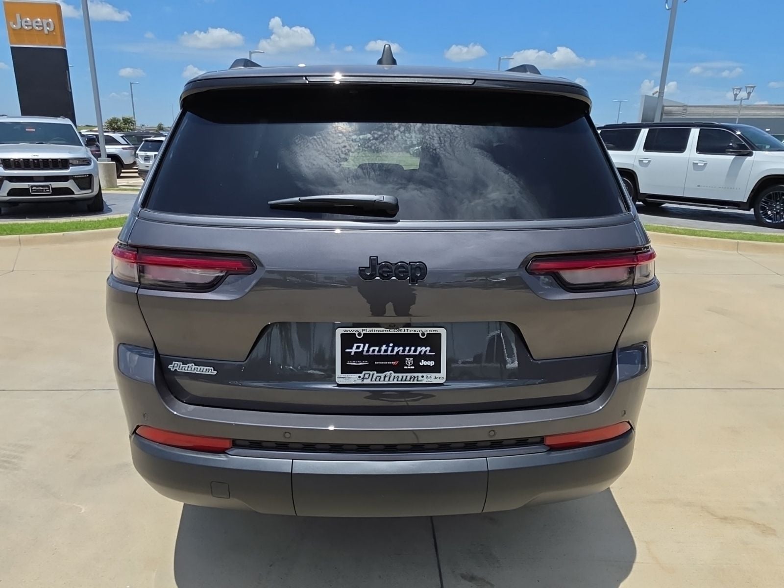 2026 Jeep Grand Cherokee L GRAND CHEROKEE L LAREDO ALTITUDE 4X2