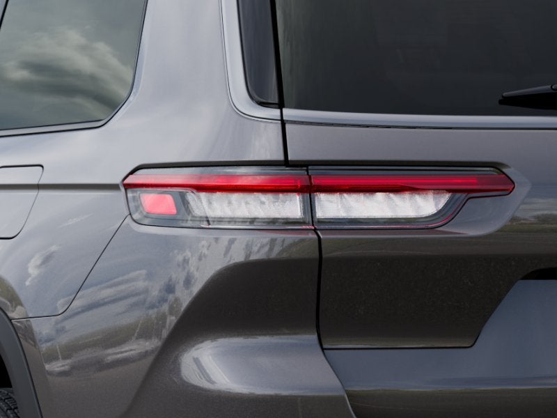 2026 Jeep Grand Cherokee L GRAND CHEROKEE L LAREDO ALTITUDE 4X2