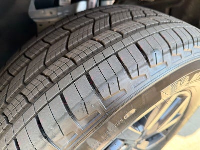 2027 Jeep Grand Cherokee L Laredo Altitude
