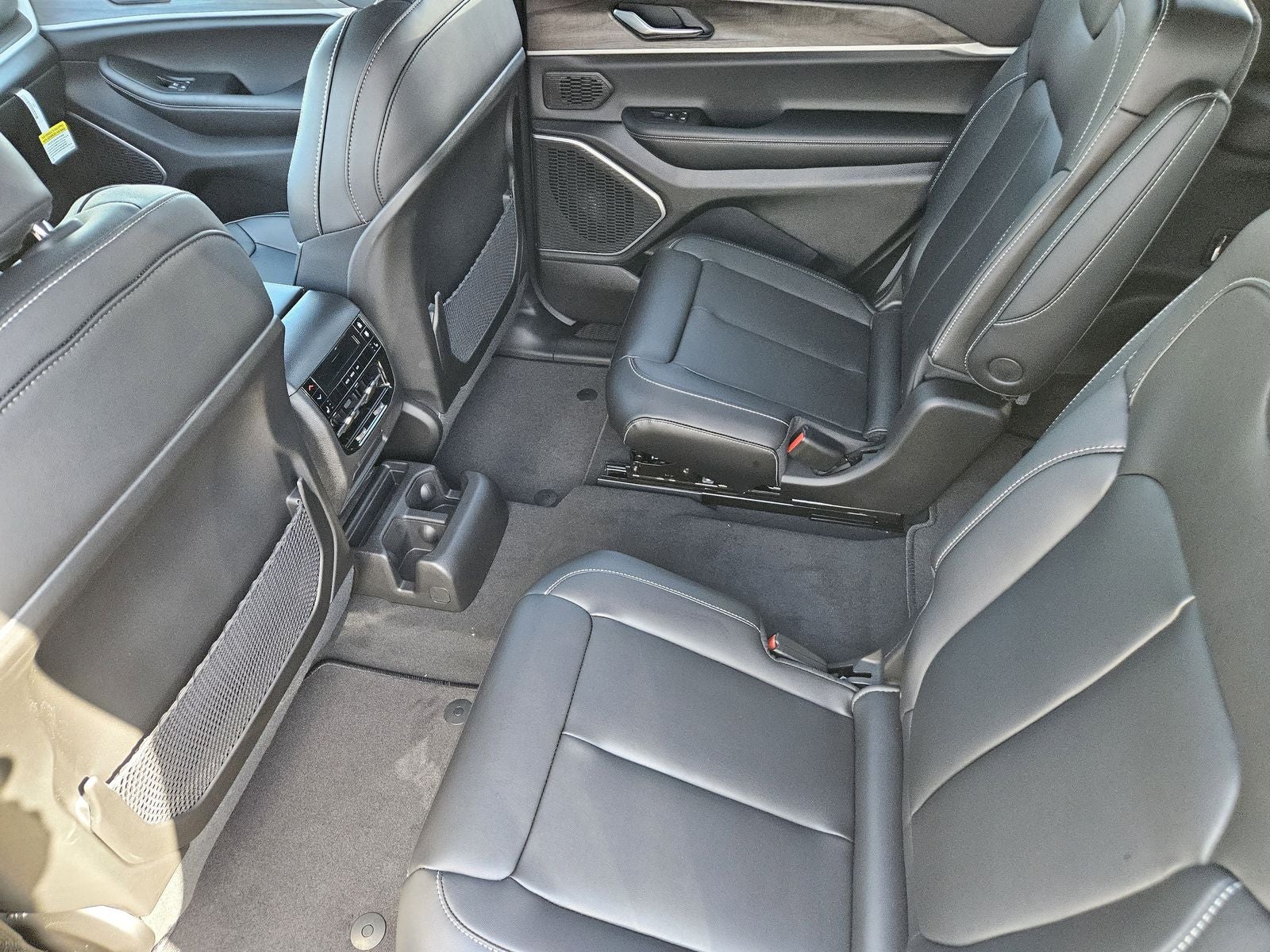 2026 Jeep Grand Cherokee L GRAND CHEROKEE L LIMITED 4X2