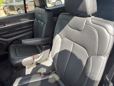 2027 Jeep Grand Cherokee L Limited