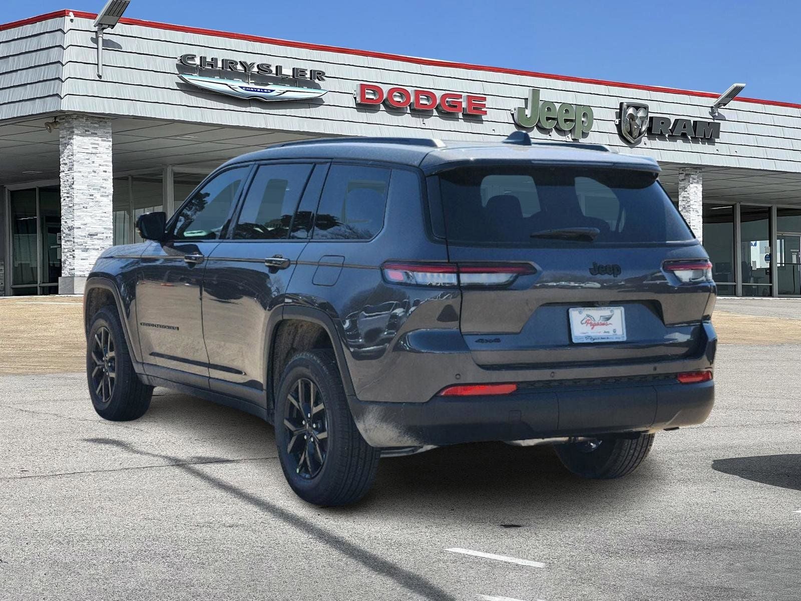 2025 Jeep Grand Cherokee L Laredo