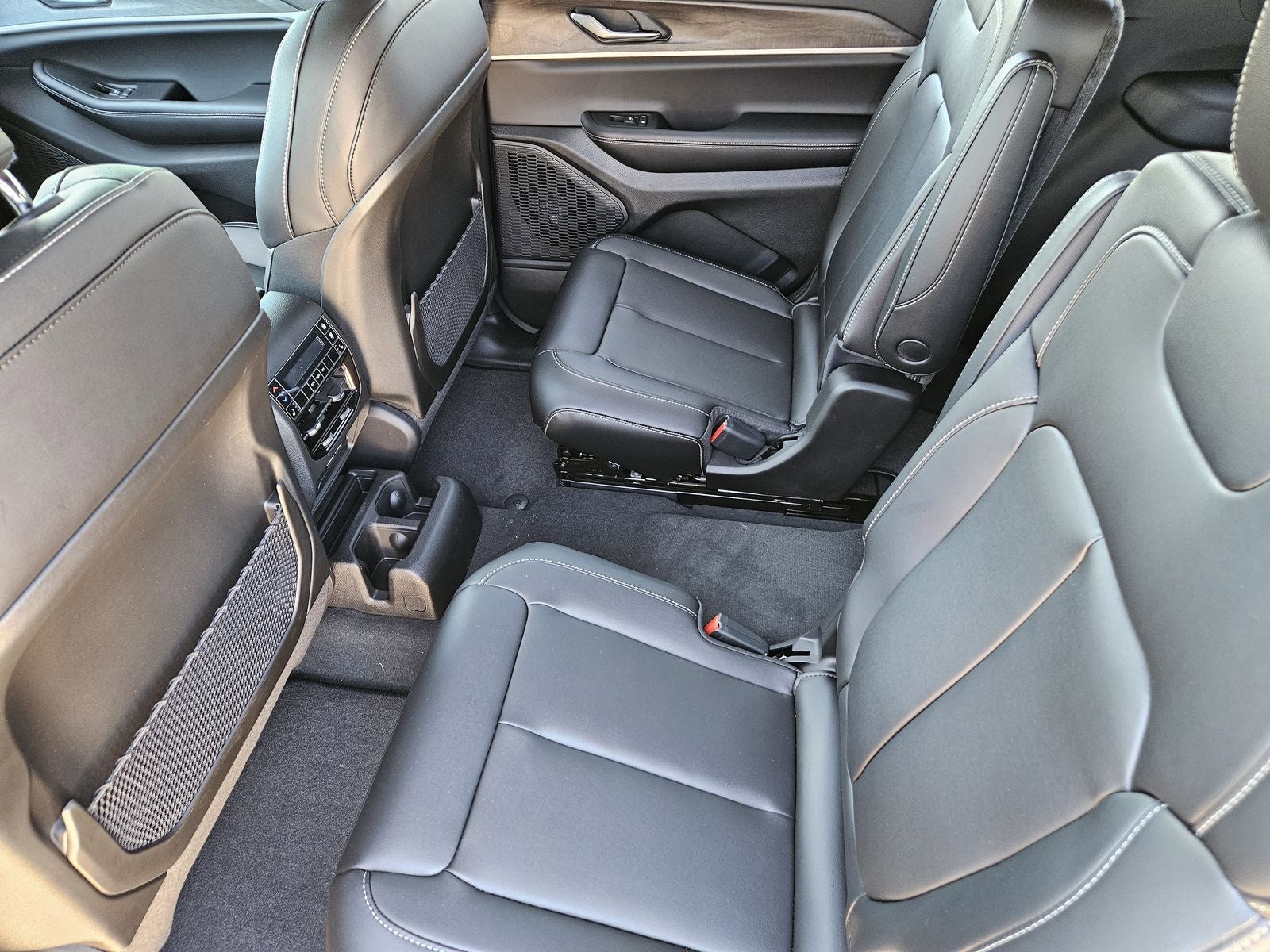 2025 Jeep Grand Cherokee L GRAND CHEROKEE L LIMITED 4X4