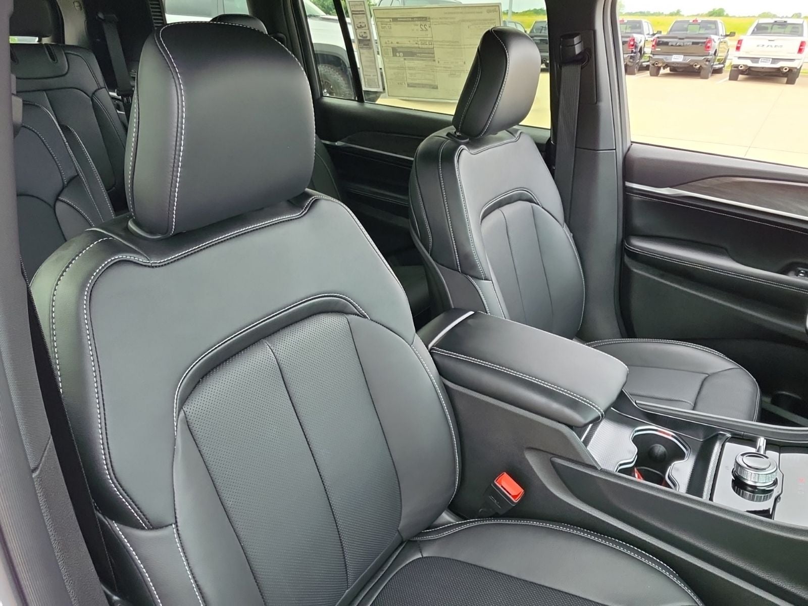 2026 Jeep Grand Cherokee L GRAND CHEROKEE L LIMITED RESERVE 4X4