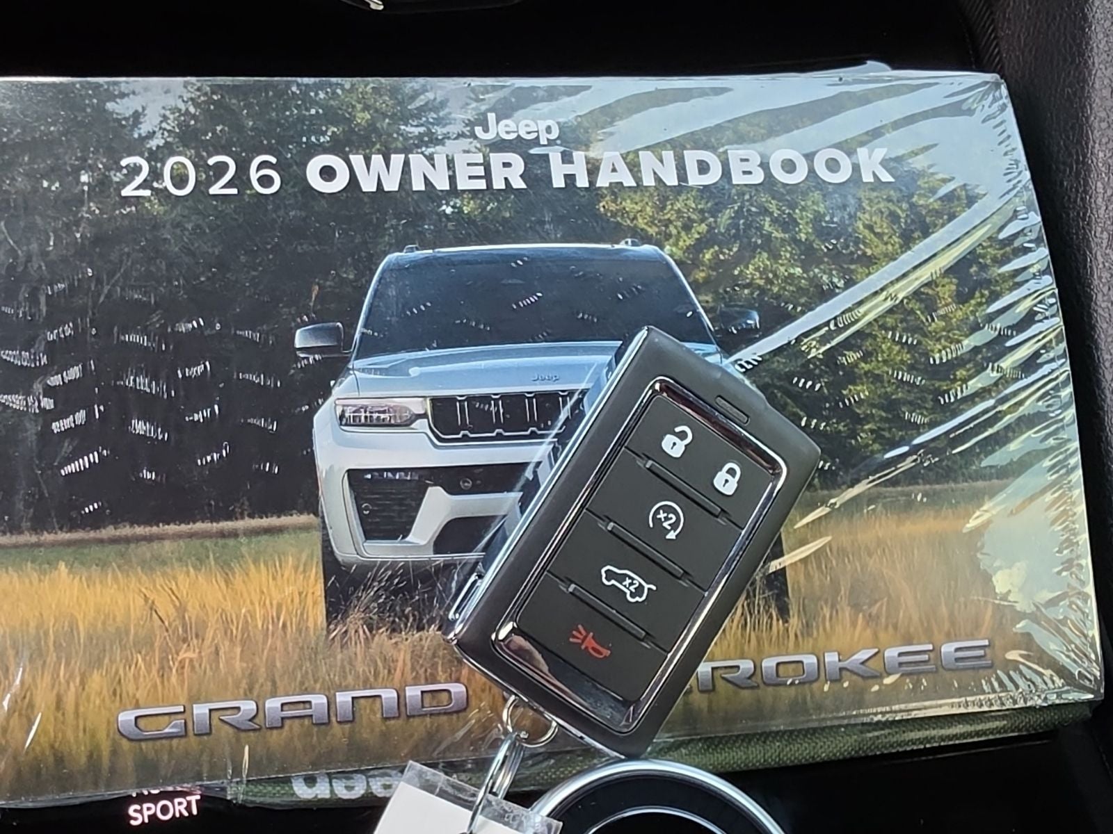 2026 Jeep Grand Cherokee L GRAND CHEROKEE L LIMITED RESERVE 4X4