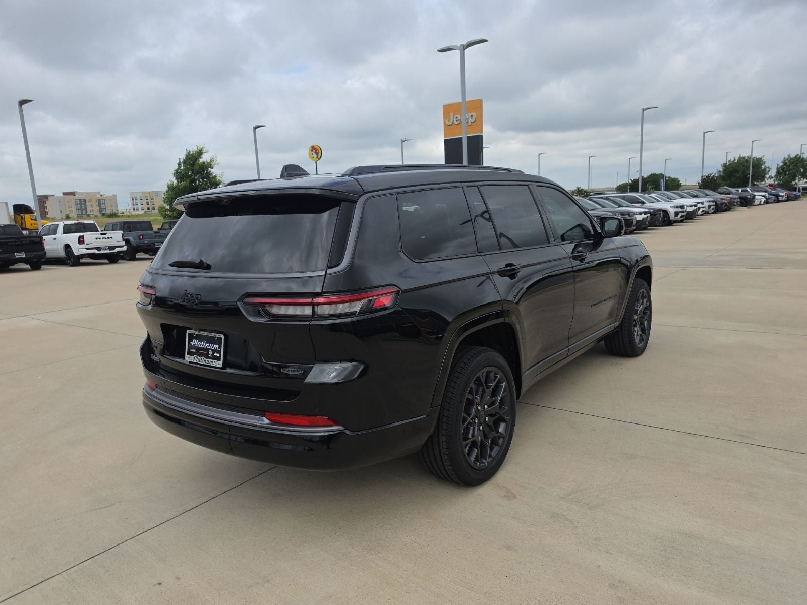 2026 Jeep Grand Cherokee L GRAND CHEROKEE L SUMMIT 4X4