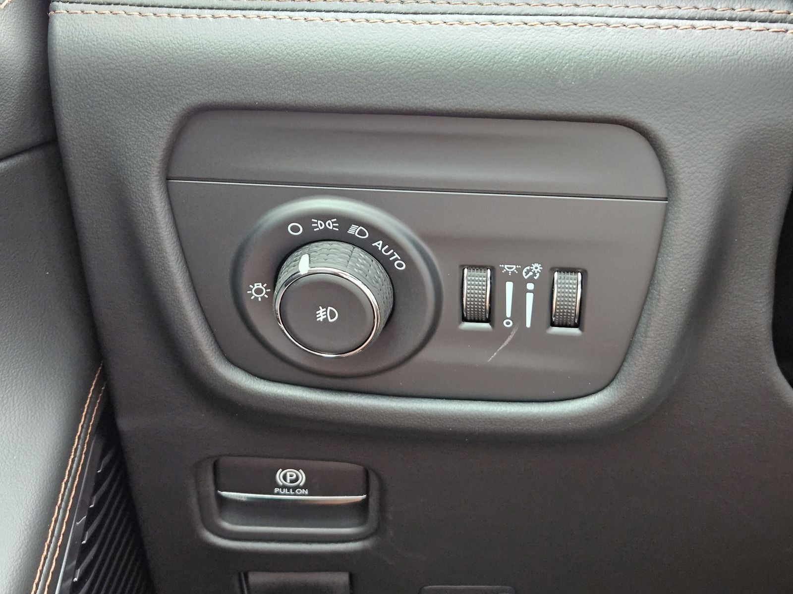 2026 Jeep Grand Cherokee L GRAND CHEROKEE L SUMMIT 4X4